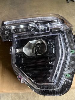 2024-26 GMC Canyon Left Headlight Assy