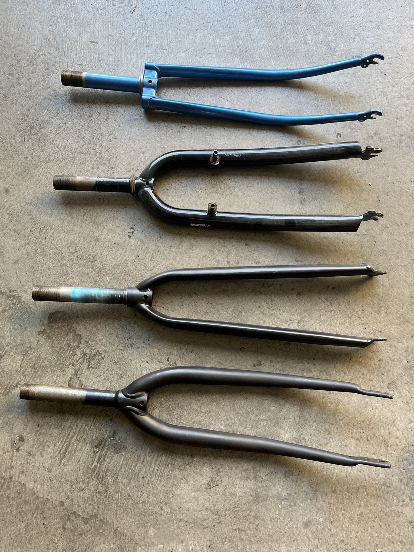 Bicycle Forks 700/29 for Sale in Las Vegas, NV OfferUp