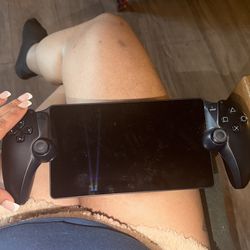 Portable PlayStation remote control like new