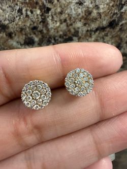 10k natural diamond stud earrings