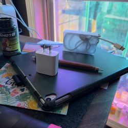 iPad Pro 10.5” + Cellular + Pencil + Keyboard Case (Full Setup, 64GB) — $220”