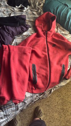 Red Nike tech