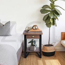 Homy Casa OFORI Night Stand "17.7'' W x 17.7'' D x 24'' H" Modern Bedside Table for Bedroom Storage Open Box