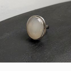 Vintage Sterling Moonstone Ring