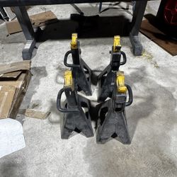 4 Jack Stands