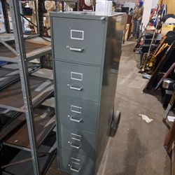 Locking File Cabinet 