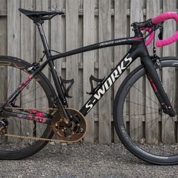 🚴🏻 S-Works Tarmac Amira Lululemon Limited Edition – Carbon Road Bike Size 51 🔥  Rare and stunning Specialized S-Works Amira Lululemon Limited Editi