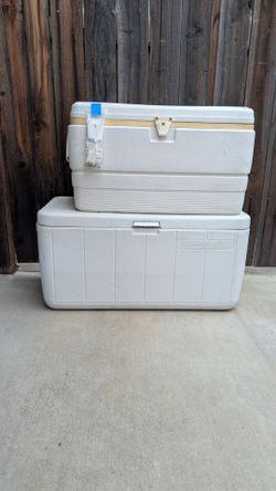 Coleman/Igloo Coolers Set of Two