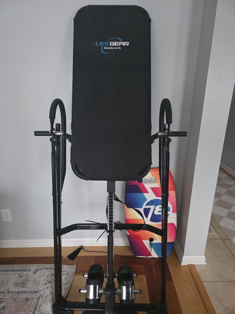 Life Gear inversion table