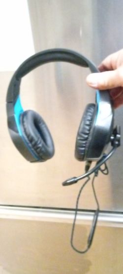 Gamer Head Set Microphone And Hand Control