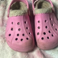 Fuzzy crocs size 9