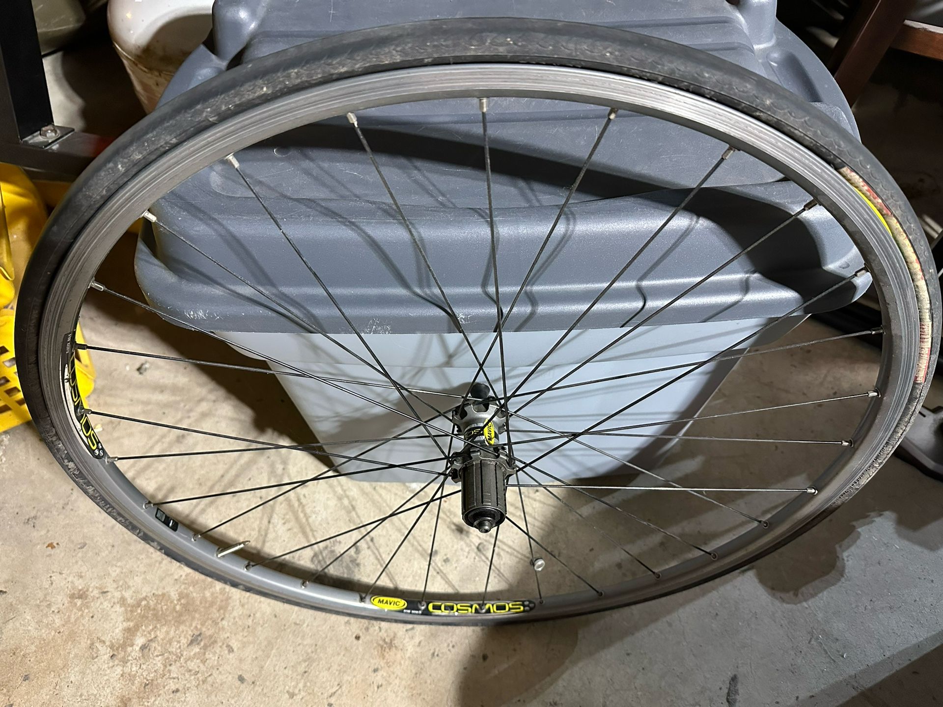 Mavic Cosmos Wheel set For Road Bikes (clincher) 