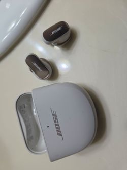 Bose QuietComfort Ultra Wireless Earbuds with Case