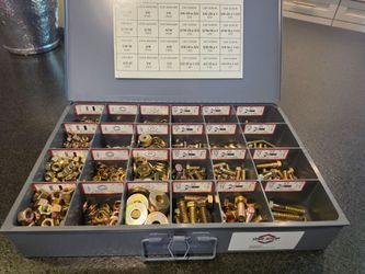 Grade 8 Coarse Nut, Bolt and Washer assortment