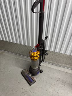 Dyson DC50 Upright Vacuum Cleaner