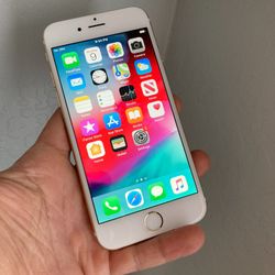 iPhone 6. Like New And Unlocked! No Tax