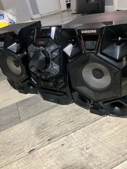 Samsung MX-J630  Bluetooth 2.0 Channel 230 Watt Wired Audio Giga System