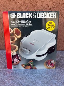 BLACK+DECKER The Shell Baker. This electric dessert maker is perfect for making cupcakes, donuts, and other treats with its non-stick features and 700