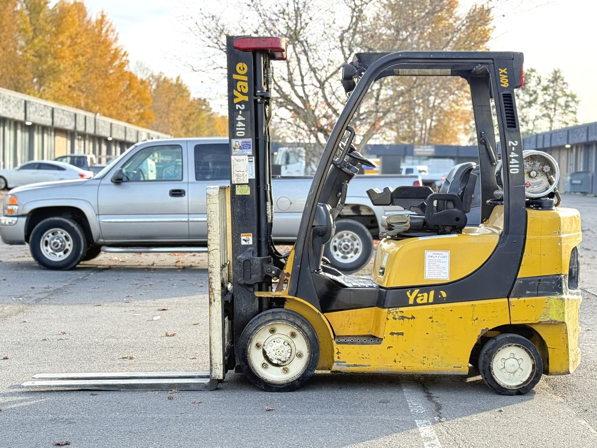 Forklift Yale LPG 6,000 lb Capacity