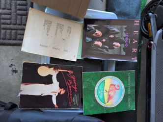 Music books guitar piano sheet music