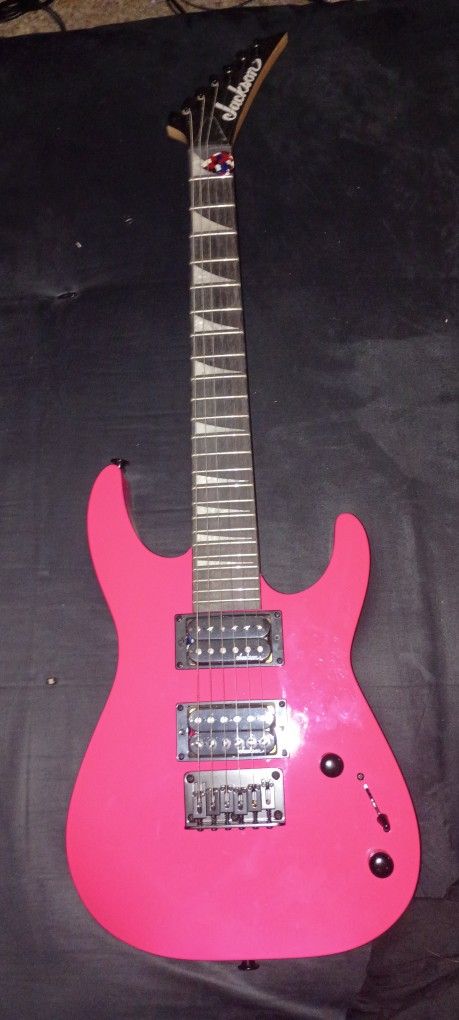 Jackson 2/3 mini pink electric guitar