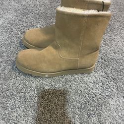 Botas Para Mujer $9 Talla 10 Nuevas