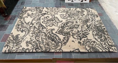 Hand tufted 100% pure Feizy Mahsa wool rug-5x8-Clean