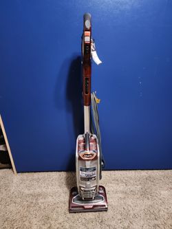 $25 Shark Vacuum