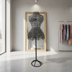 Metal Mannequin Bust Vintage Look - Mannequin Female Decorative
