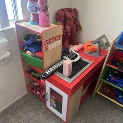 Toy Store