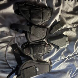 Holsters/speed Loaders