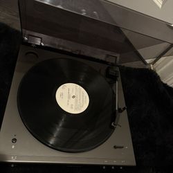 Audio Technica Turntable 