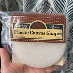 Plastics canvas shapes 10pcs