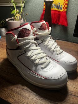 Jordan 2 “varsity Red” 2014 Size 9