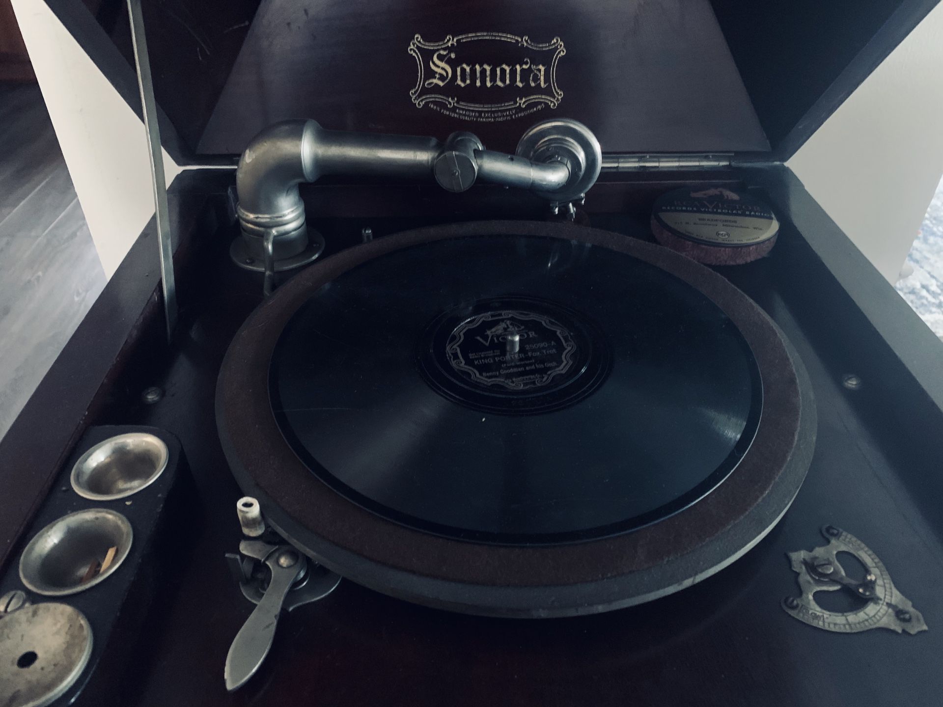 1919 Sonora phonograph ec