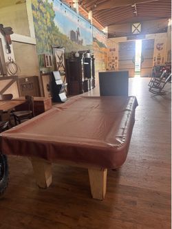 Pool table/ mesa de billar