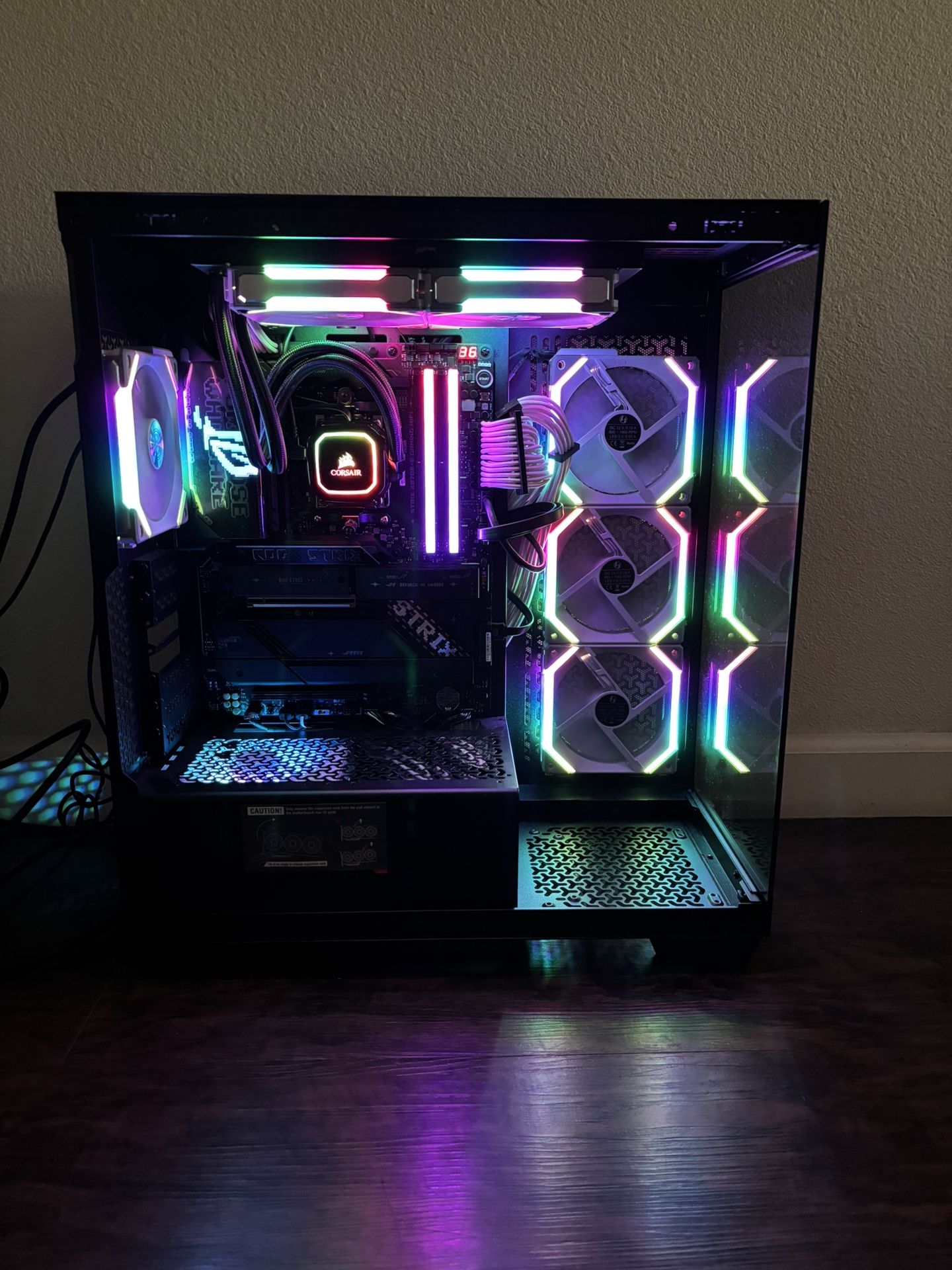 Custom ROG STRIX Ryzen 9 9900X 500GB SSD 32GB Ram DDR5!! READ DESCRIPTION PICK UP ONLY NO TRADE 👉FIRM ON PRICE👈 ONLY CASH 💵 💲885