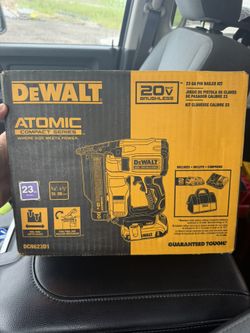 Dewalt 23degree Pin Nailer Kit