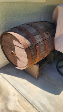 wooden icebox barrel