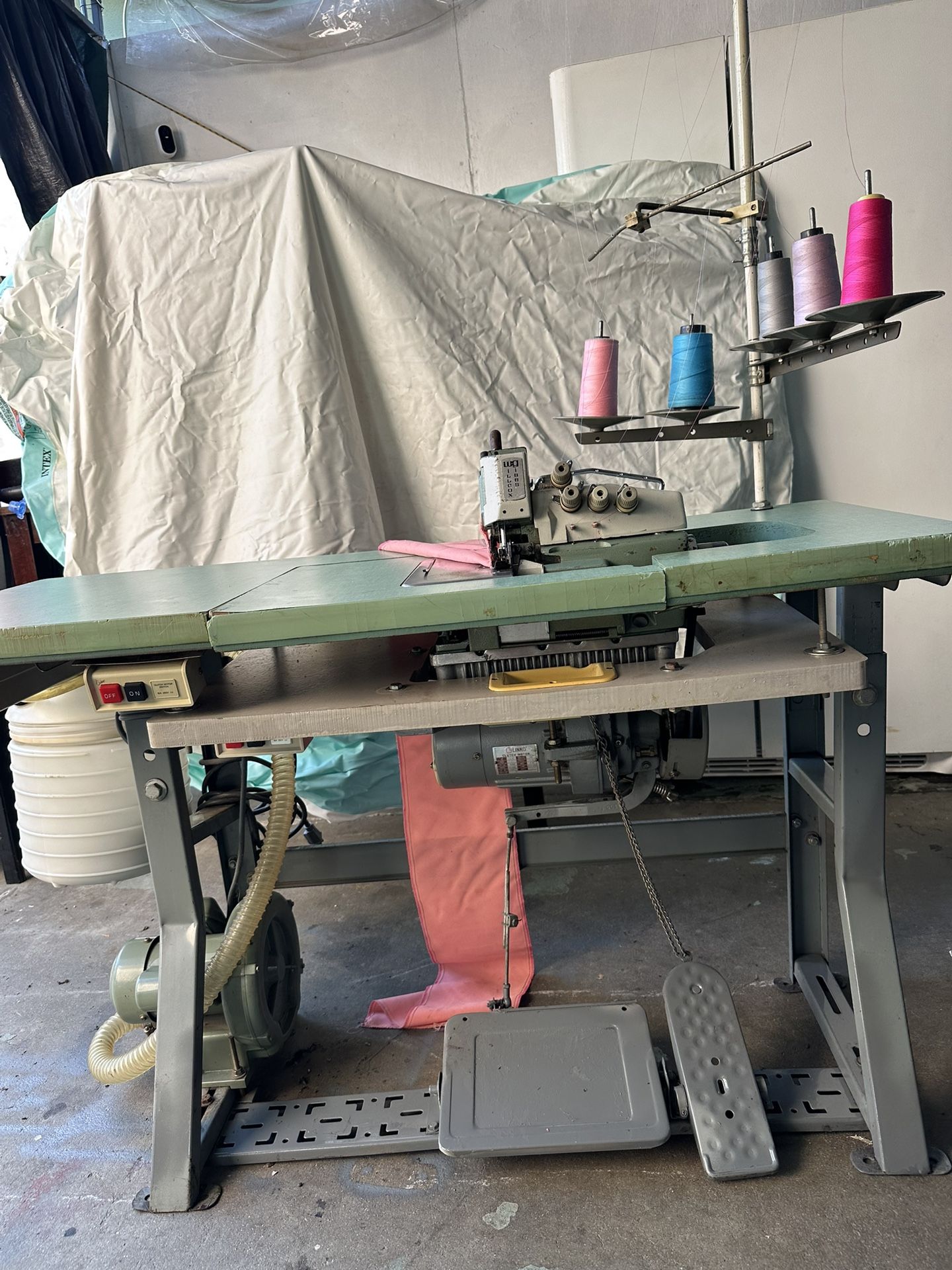 Willis Overlock Sewing Machine