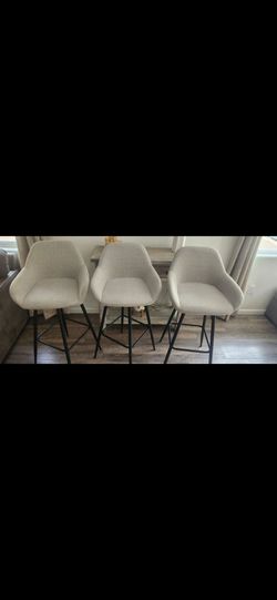 bar stools like new
