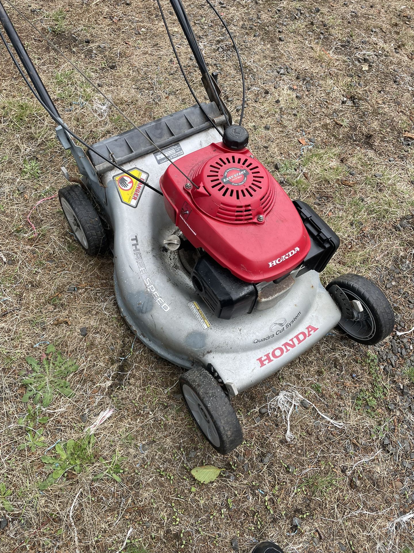Self Propelled Honda Mower1