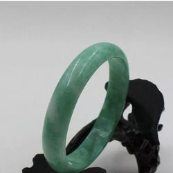 64mm Chinese natural emerald green nephrite jade bangle size 8
