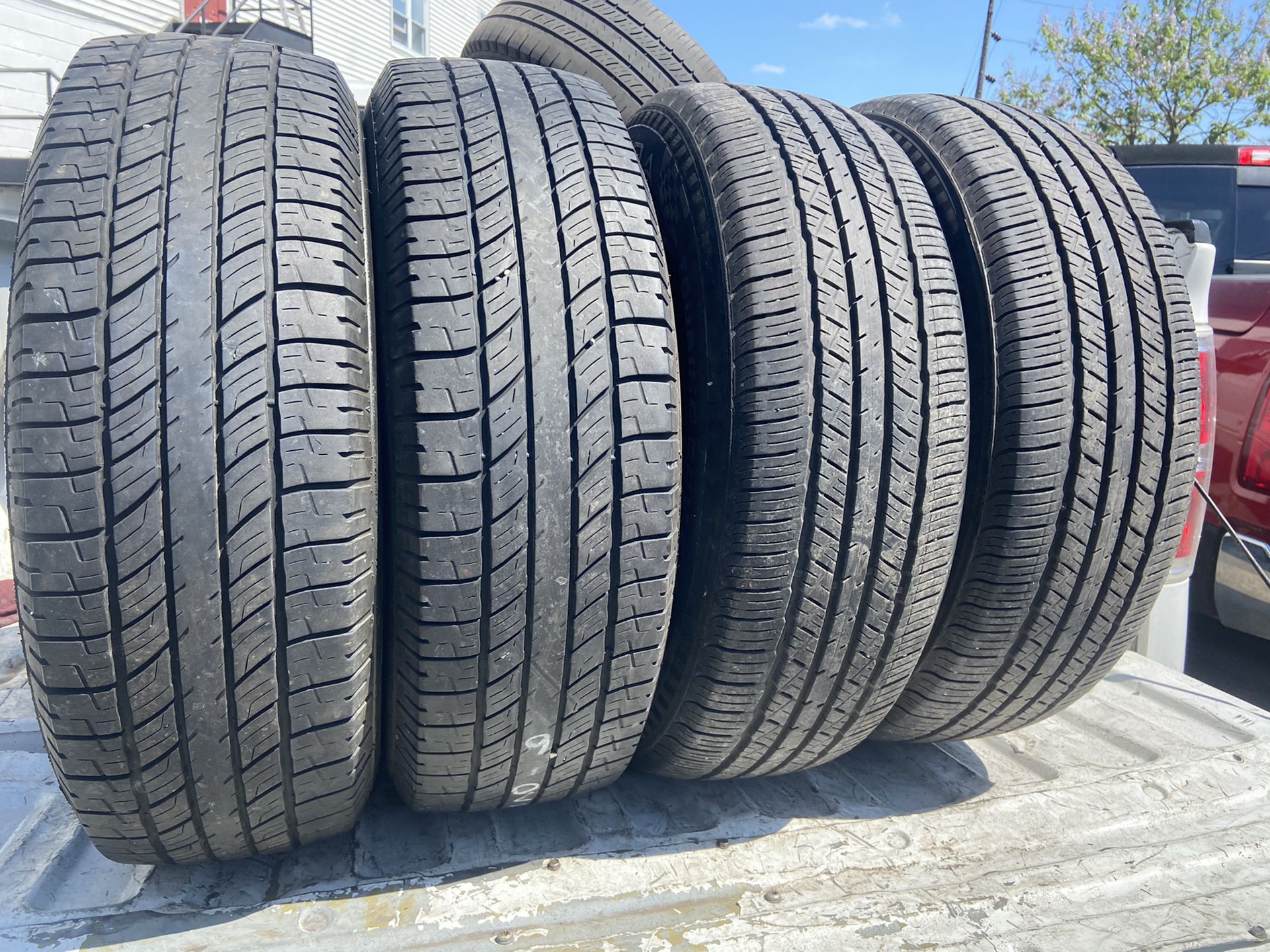 4 used 225/70/16 tire uniroyal tiger paw tire