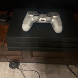 PS4 Pro With Controller