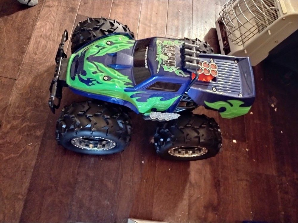 Rc Fast lane Storm Crusher Remote Control