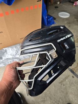 Rawlings catcher helmet