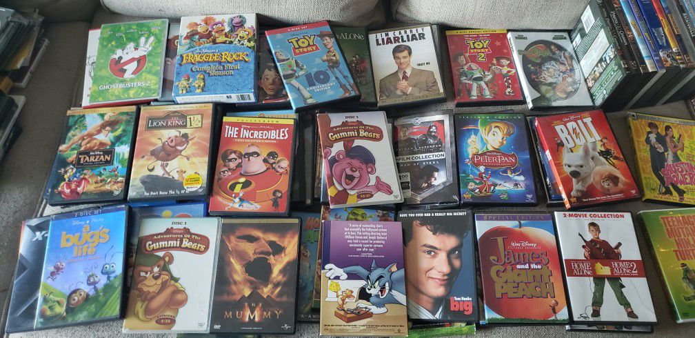 Family Dvd Collection 80+ Titles With Dvd/Blueray Player Included
