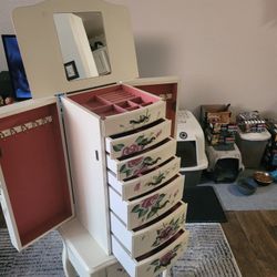 Armoire