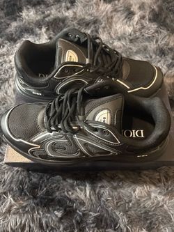 Dior B30